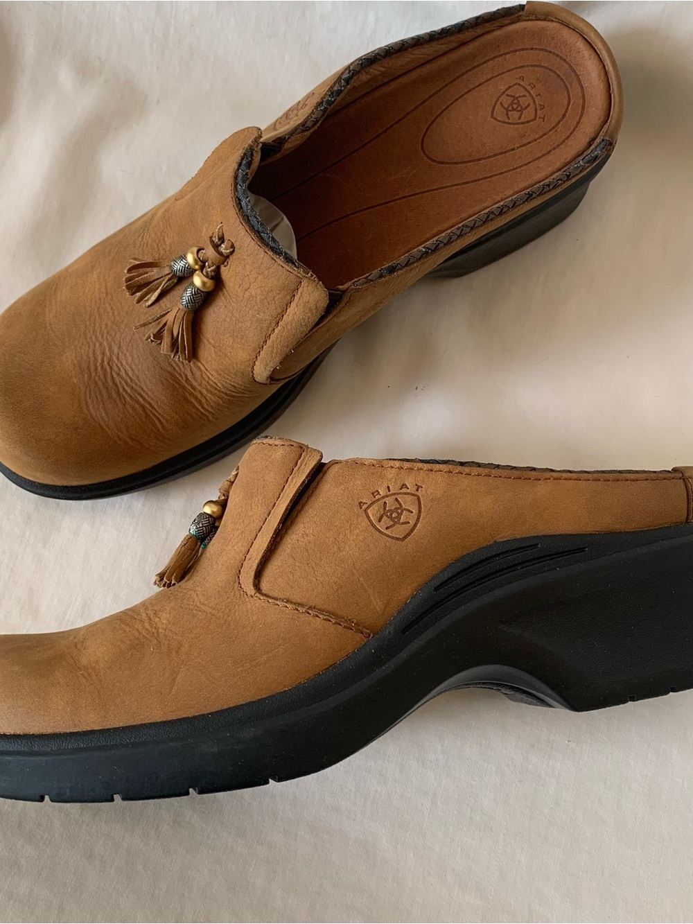 Ariat Leather Slip-On Tassel Clogs - Women's Size 9 - EUC